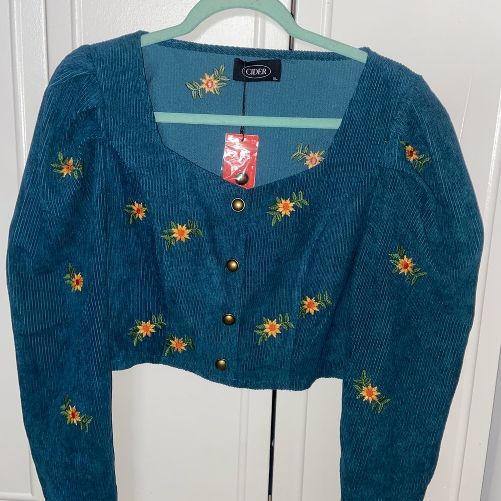 Cider corduroy cropped top